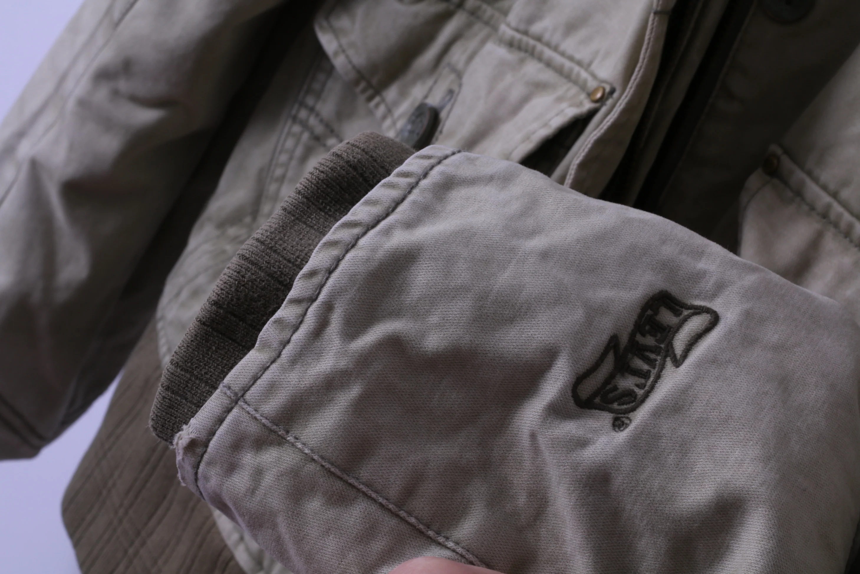 Thumbnail 5